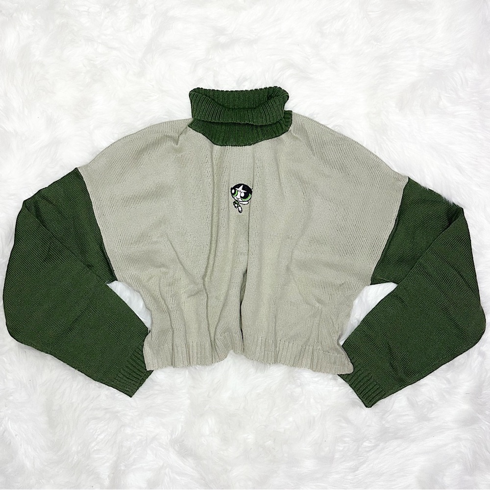 romwe x the powerpuff girls sweater !!